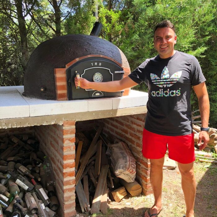Horno de Barro Familiar con Puerta de Fundicion THB